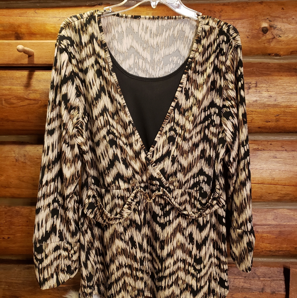 3/$25nice Zigzag Patterned Blouse